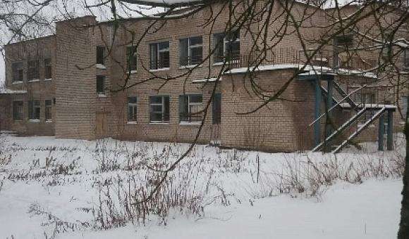 Здание детского сада ГУО «Лисуновская детский сад-начальная школа Оршанского района», инв. № 240/С-36525 Оршанский р-н, аг. Лисуны, ул. Школьная, 4