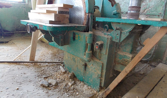 Лот №12. Станок шлифовальный с инв. № 31.