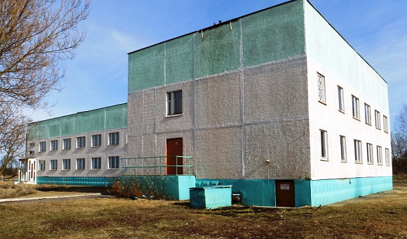 Дворецкая базовая школа 235/С-9147 Чашникский р-н, дер. Тараски,  ул. Центральная,33А	