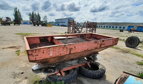 Разбрасыватель удобрений дисковый РДУ-1,5