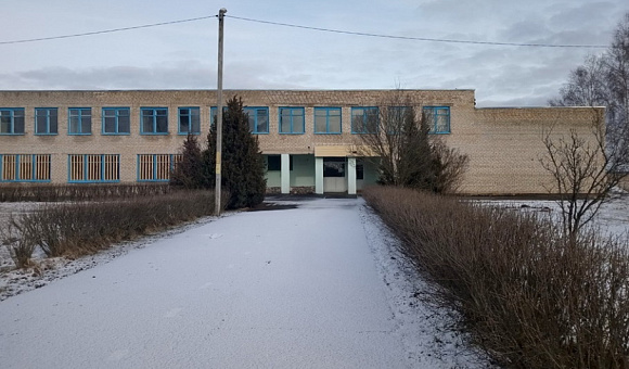 Здание школы, инв. № 222/С-61487 Поставский район, Куропольский с/с, аг. Андроны,  ул. Центральная, 38А