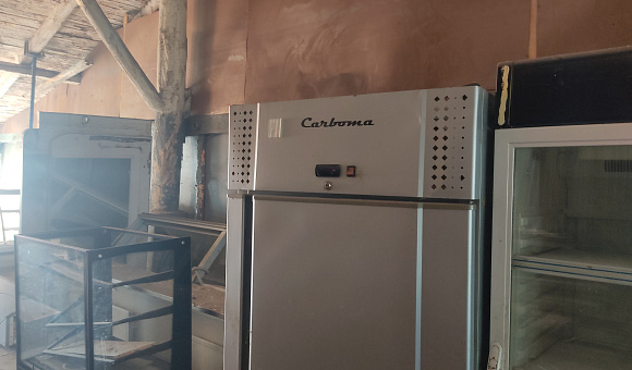 Холодильный шкаф Carboma, серийный № 14122674, инв. № ПР001740 Холодильный шкаф Carboma, серийный № 14122674, инв. № ПР001740