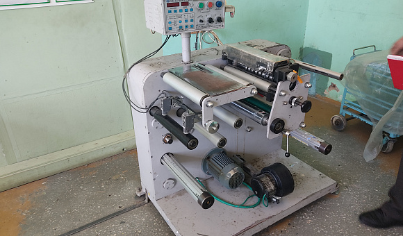 Лот № 7. Машина бобинорезальная DK-320, инв. № 00259. Оборудование и инвентарь: НОЖ СЕГМЕНТНЫЙ; Лезвие 25 мм 5шт арт. 0550, Польша, 1 уп.