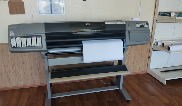 Лот № 2. Плоттер НР 5500, инв. № 00173. 