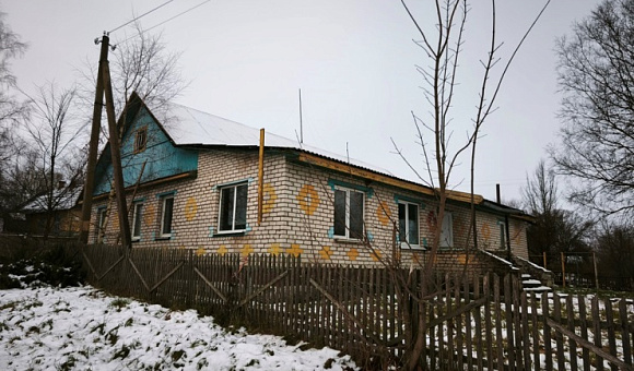 Здание школы, Витебская область, Верхнедвинский район, Волынецкий с/с,  д. Прудинки