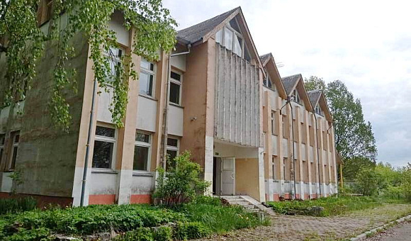 Здание школы ГУО «Запольская детский сад – начальная школа Оршанского района», инв. № 240/C-39261	 Оршанский район, Межевский с/с, аг. Заполье, ул. Центральная, 6