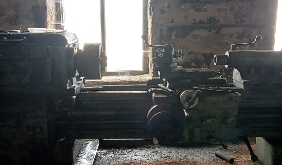 Лот №4. Станок токарный с инв. № 63. Лот №4. Станок токарный с инв. № 63.